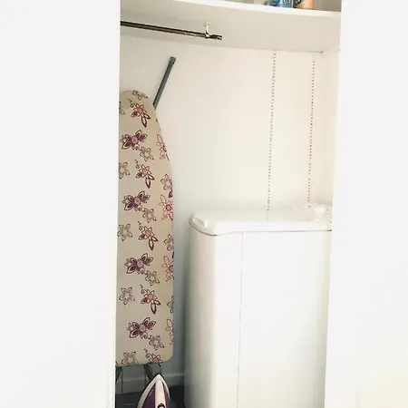 4 Pieces A 100 M De La